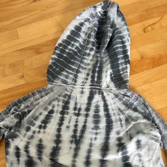 Calvin Klein zip-up - Picture 2 of 2